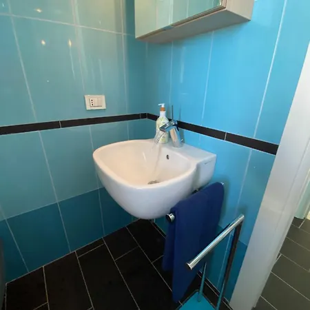 Attico Onda Blu Vista Mare - Acqua - A 150mt Dalla * Lido di Jesolo